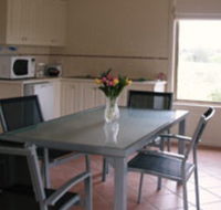 Burns B and B and Yabby Farm - Palm Beach Accommodation