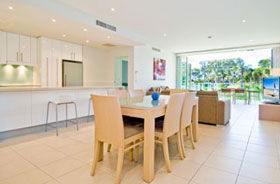 Akama Resort - Palm Beach Accommodation 2