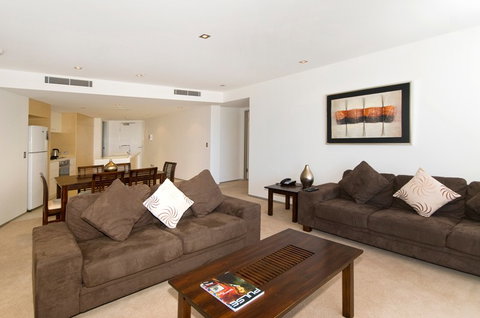 Ambience On Burleigh Beach - Palm Beach Accommodation 13