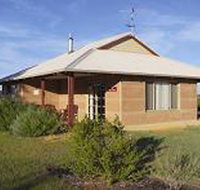 Adinfern Estate - Palm Beach Accommodation