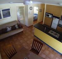 Driftwood Motel  Holiday Units - Palm Beach Accommodation