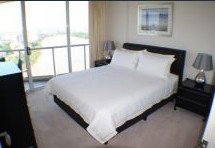 Admiralty Quays - Palm Beach Accommodation 3