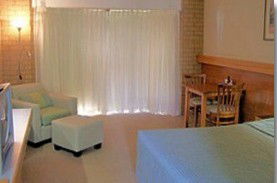 Great Eastern Motor Inn - Palm Beach Accommodation 2