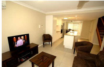 CapBlue Apartments - Palm Beach Accommodation 1