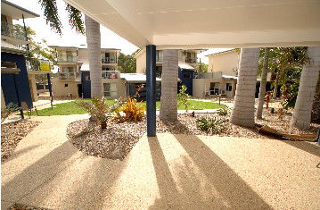 CapBlue Apartments - Palm Beach Accommodation 2