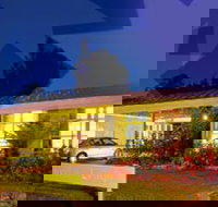 Eureka Lodge Motel - Palm Beach Accommodation