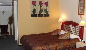 Raceways Motel - Palm Beach Accommodation 3