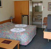 Tropical Gateway Motor Inn - Palm Beach Accommodation