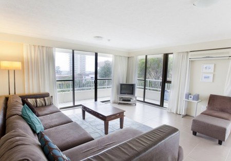 Capricornia Apartments - Palm Beach Accommodation 1