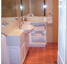 The Lawson Motor Inn - Palm Beach Accommodation 2