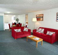 Quest Knox - Palm Beach Accommodation