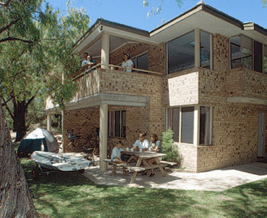 Siesta Park Holiday Resort - Palm Beach Accommodation
