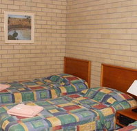 Gunsynd Motor Inn - Palm Beach Accommodation