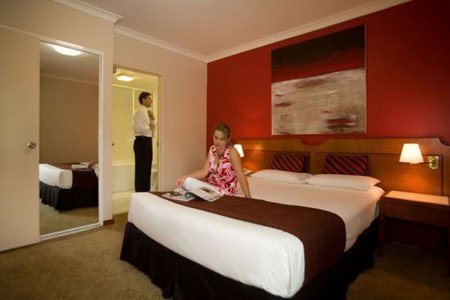 Broadwater Resort Apartments - Palm Beach Accommodation 1