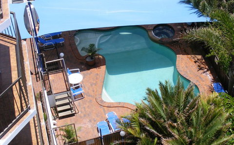 Beach Palms Holiday Apartments - Palm Beach Accommodation 2