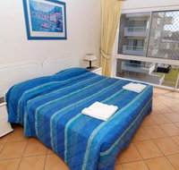 Beach Lodge Apartments - Palm Beach Accommodation