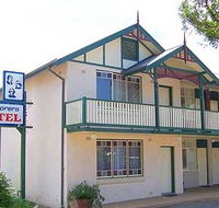 3 Explorers Motel - Palm Beach Accommodation
