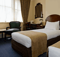 Hadleys Hotel - Palm Beach Accommodation