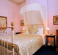The Lodge on Elizabeth - Palm Beach Accommodation