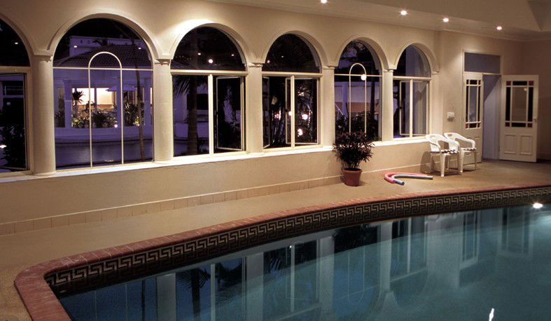 Arundel Dc QLD Palm Beach Accommodation