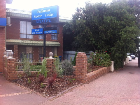 The Fullarton Motor Lodge - Palm Beach Accommodation 0