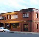 Kentish Hotel - Palm Beach Accommodation