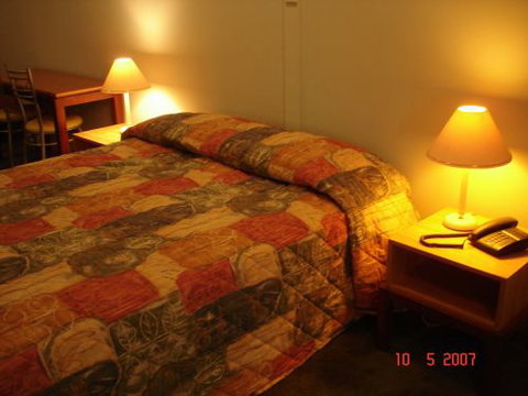 M1 Motel Caboolture - Palm Beach Accommodation 1