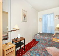 AUSSIE LODGE  - Palm Beach Accommodation