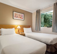 APX Apartments Parramatta - Palm Beach Accommodation