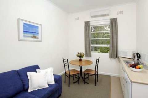 North Parramatta Accommodation - Palm Beach Accommodation 1