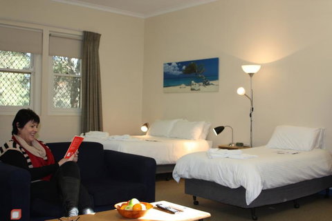North Parramatta Accommodation - Palm Beach Accommodation 4
