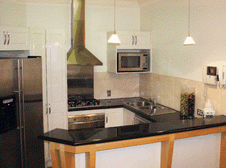 Macarthur Chambers - Palm Beach Accommodation 4
