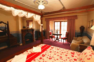 Hatchers Manor - Palm Beach Accommodation 1