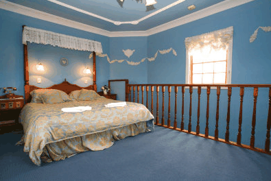 Hatchers Manor - Palm Beach Accommodation 4