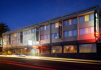 Sandors On The Park - Palm Beach Accommodation 0