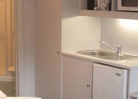 Leisure Inns Waterfront Lodge - Palm Beach Accommodation 2