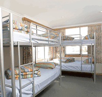 Narrara Backpackers - Palm Beach Accommodation