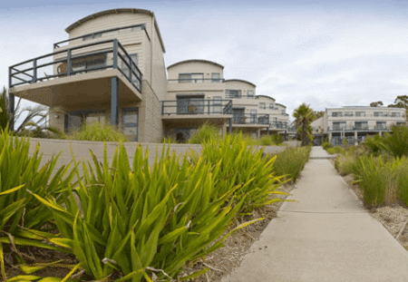 Corrigans Cove Apartments - Palm Beach Accommodation