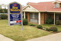 Best Western Ambassador Motor Inn - Palm Beach Accommodation 2