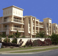 San Delles Apartments - Palm Beach Accommodation