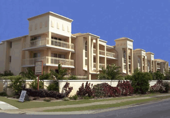 San Delles Apartments - Palm Beach Accommodation 0