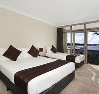 Waters Edge Country Comfort - Palm Beach Accommodation