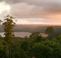 Montville Misty View Cabins - Palm Beach Accommodation
