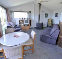 Satellite Island View - Palm Beach Accommodation