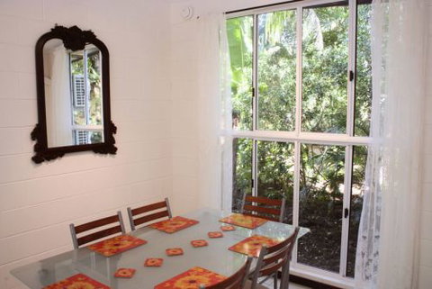 Shambhala Retreat Magnetic Island Cottages - Palm Beach Accommodation 5