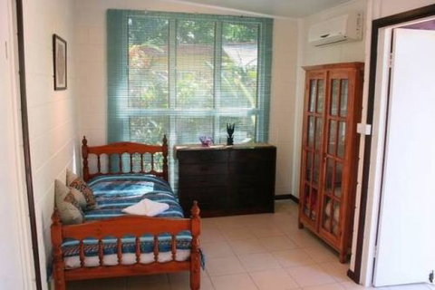 Shambhala Retreat Magnetic Island Cottages - Palm Beach Accommodation 6