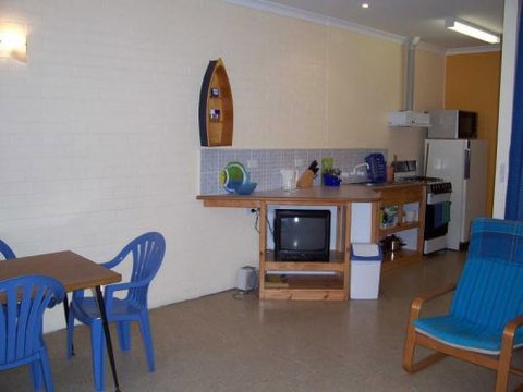 Windsurfer Beach Chalets - Palm Beach Accommodation 1