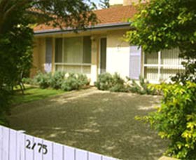 Lavender Cottage Beach House - The Beach House Built For Two - Palm Beach Accommodation 0