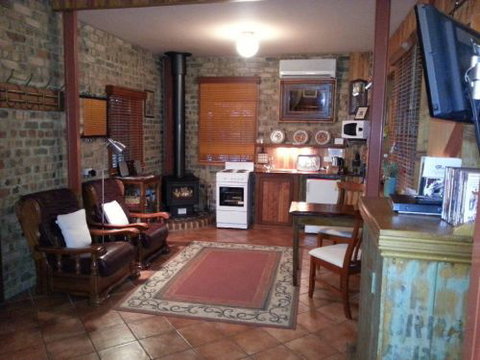 Eagle Foundry B & B - Palm Beach Accommodation 3