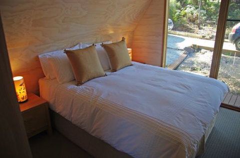 Three Trees Retreat - Palm Beach Accommodation 2